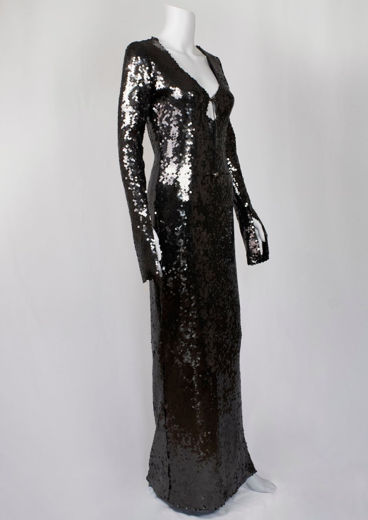 16Arlington Silver V Neck Maxi Dress - Reloved - Timeless Styles