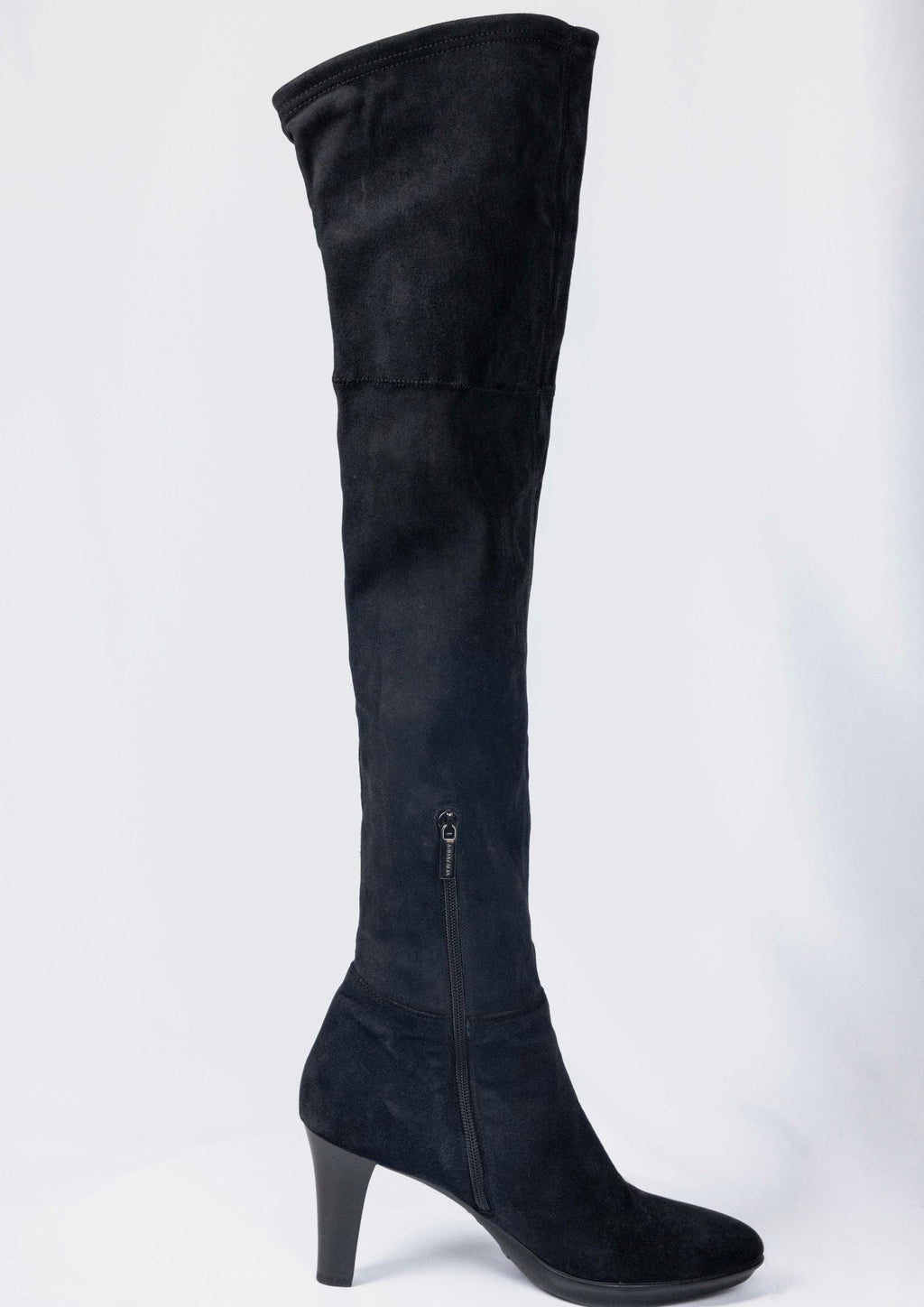 Aquatalia Black Boots - Reloved - Timeless Styles