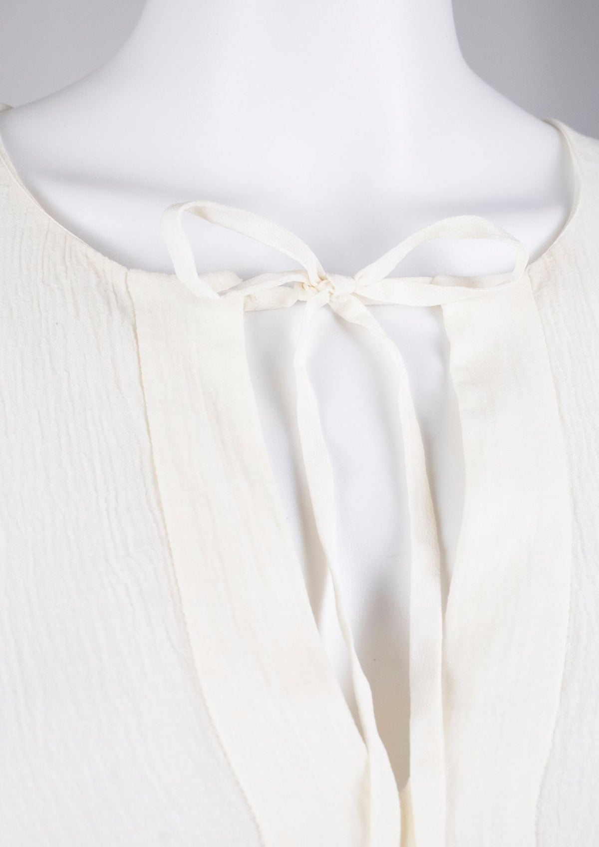 Chloé Embroidered Lace Top - Reloved - Timeless Styles