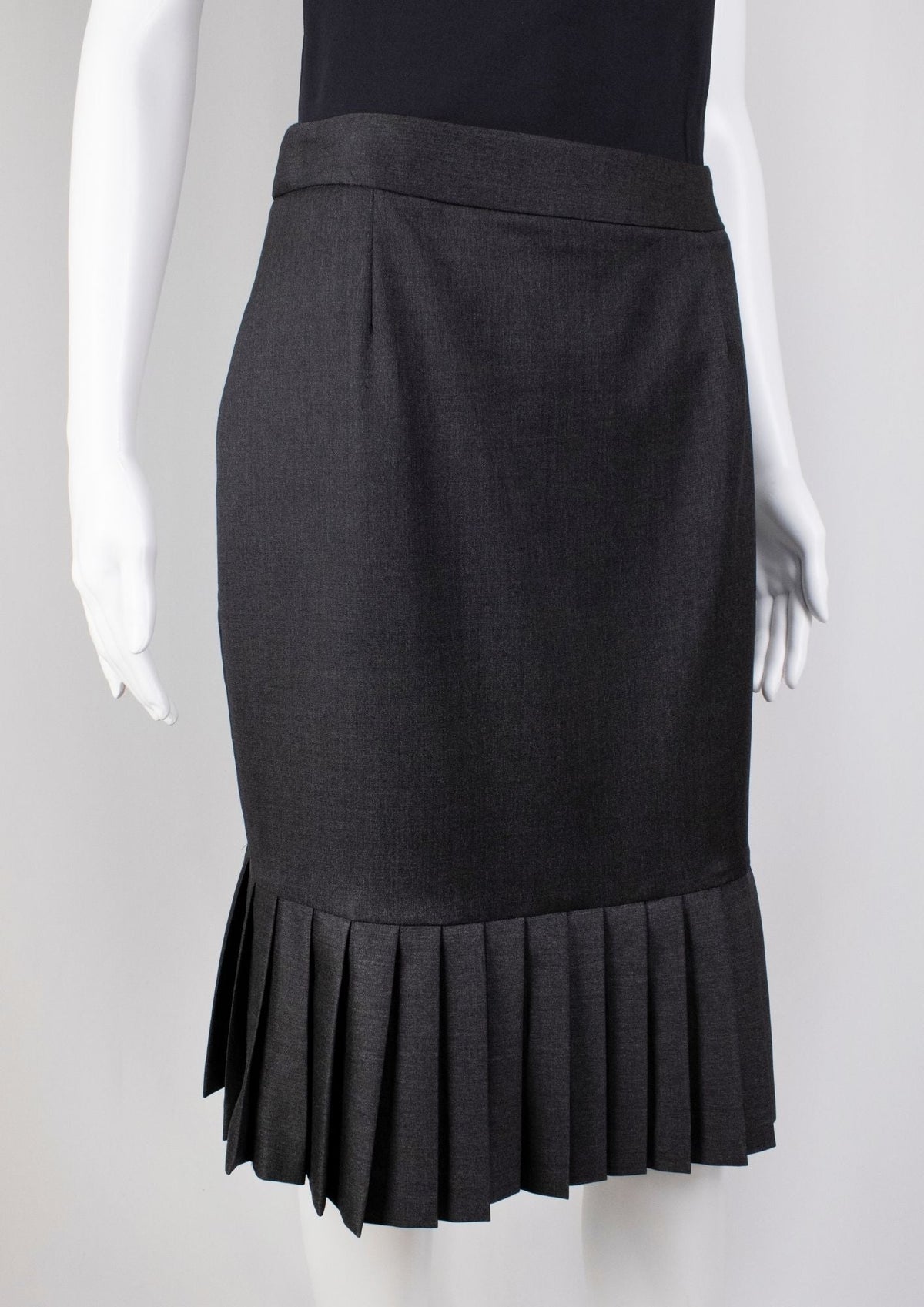 Joseph Grey Pleated Skirt - Reloved - Timeless Styles