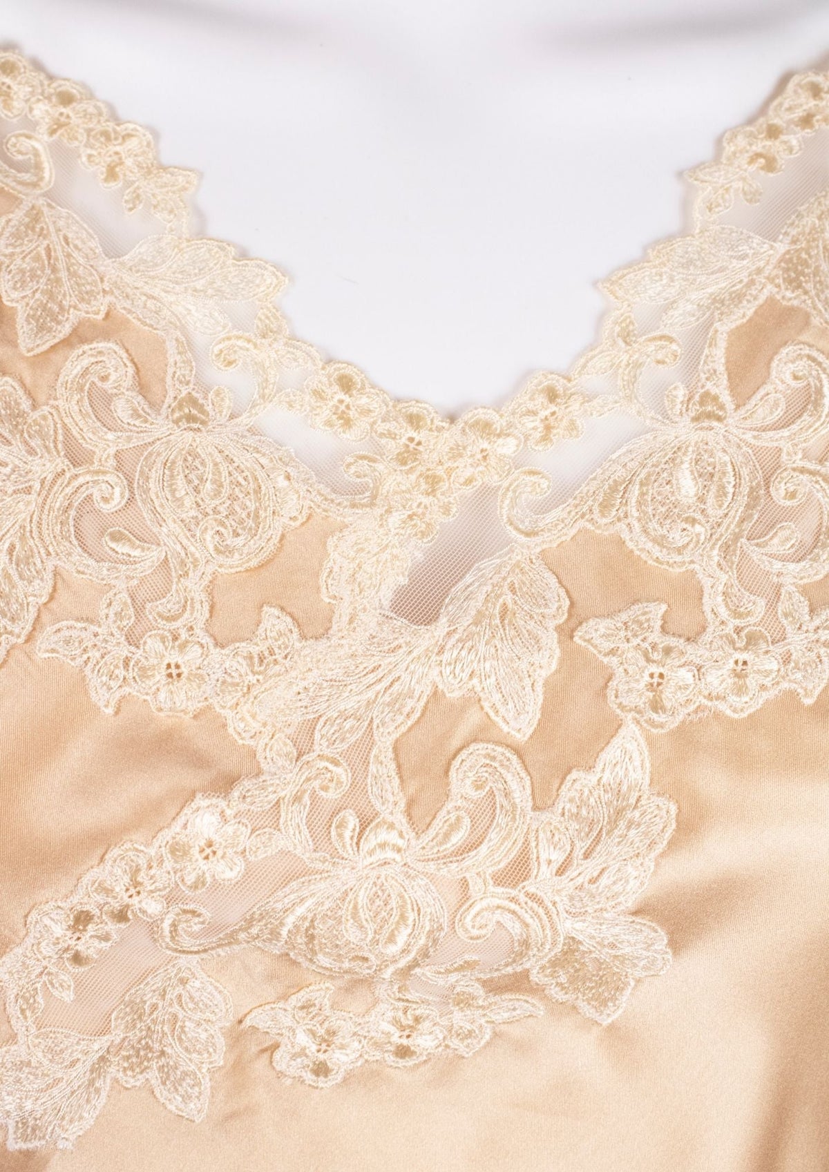 La Perla Light Gold Set - Reloved - Timeless Styles