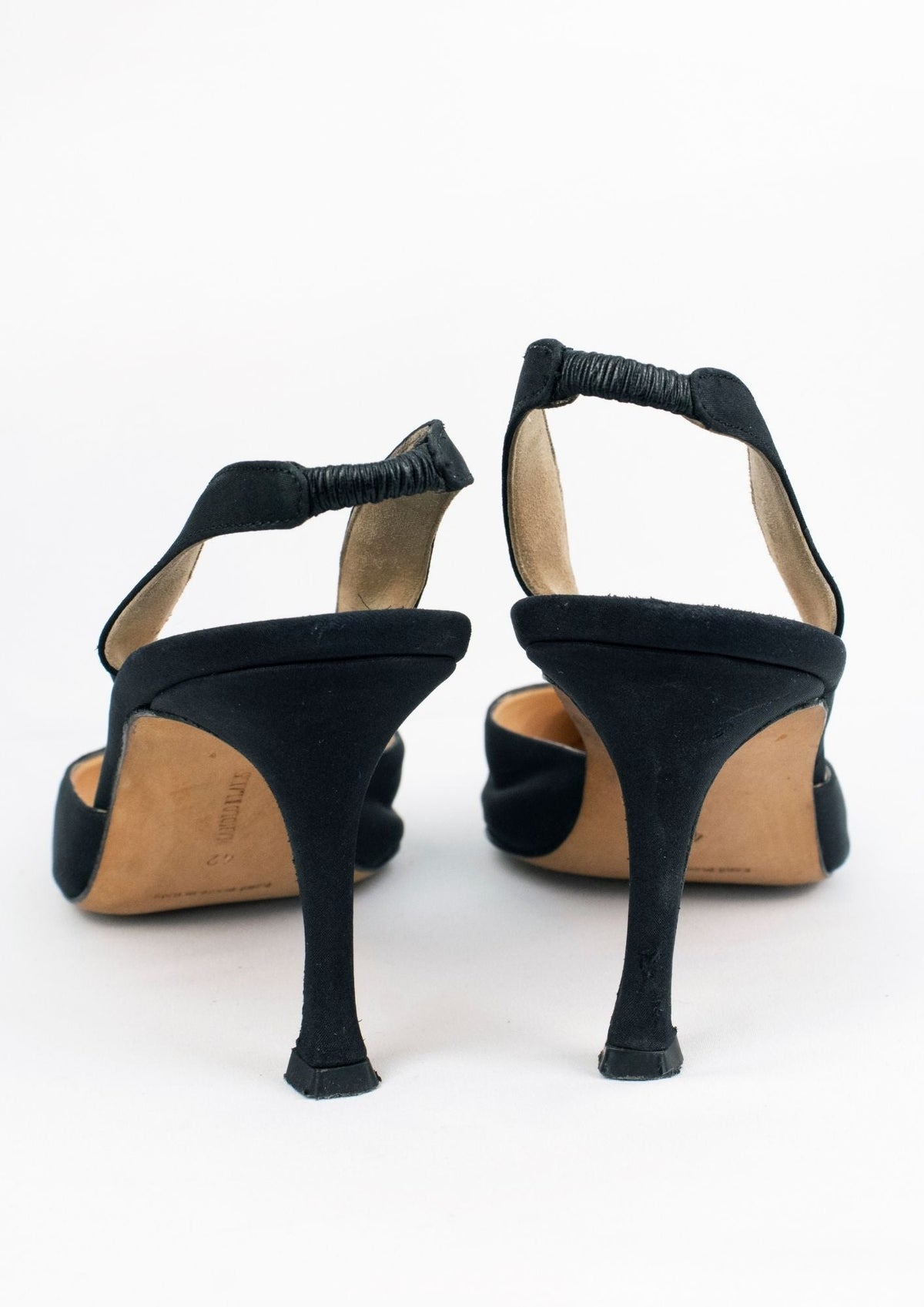 Manolo Blahnik Slingback Heels - Reloved - Timeless Styles