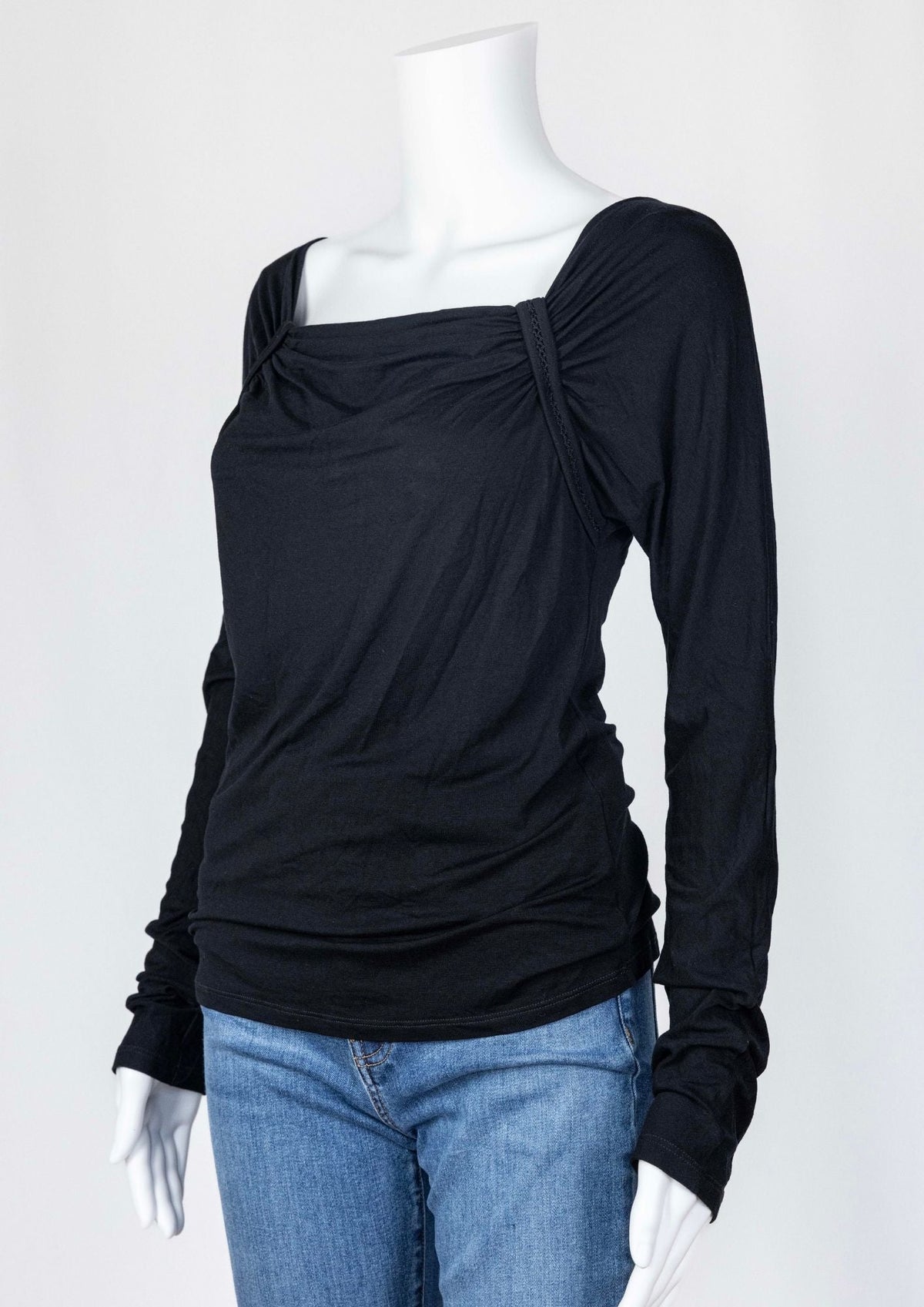 Max Mara Black Top - Reloved - Timeless Styles