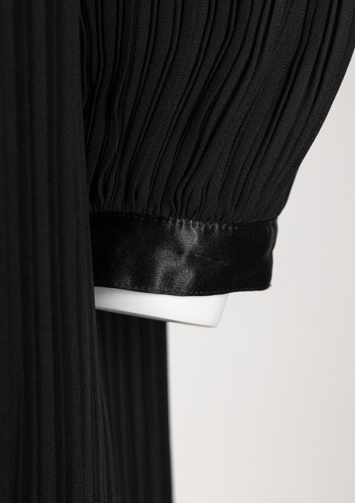 Parigi Pleated Maxi Dress - Reloved - Timeless Styles