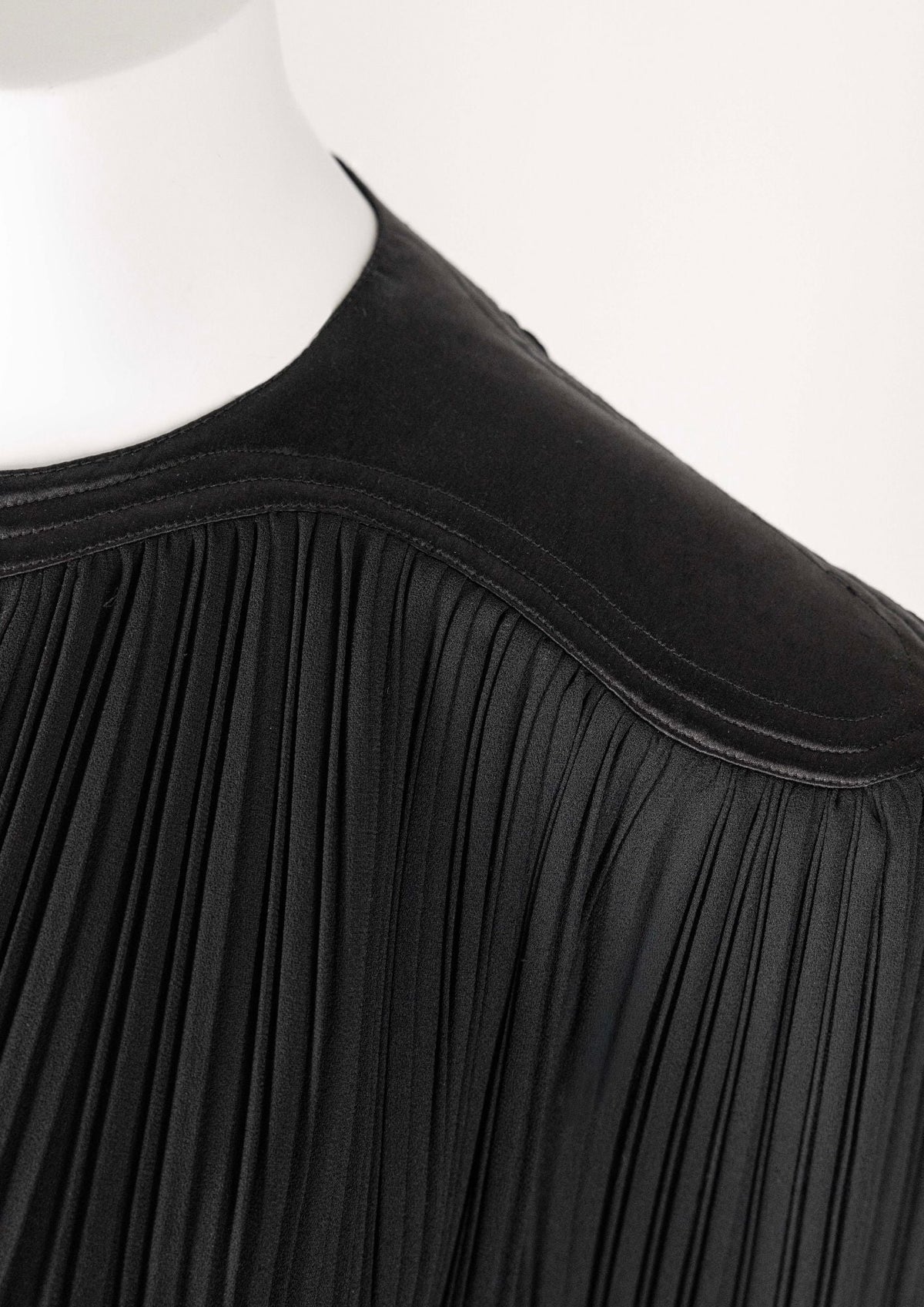 Parigi Pleated Maxi Dress - Reloved - Timeless Styles