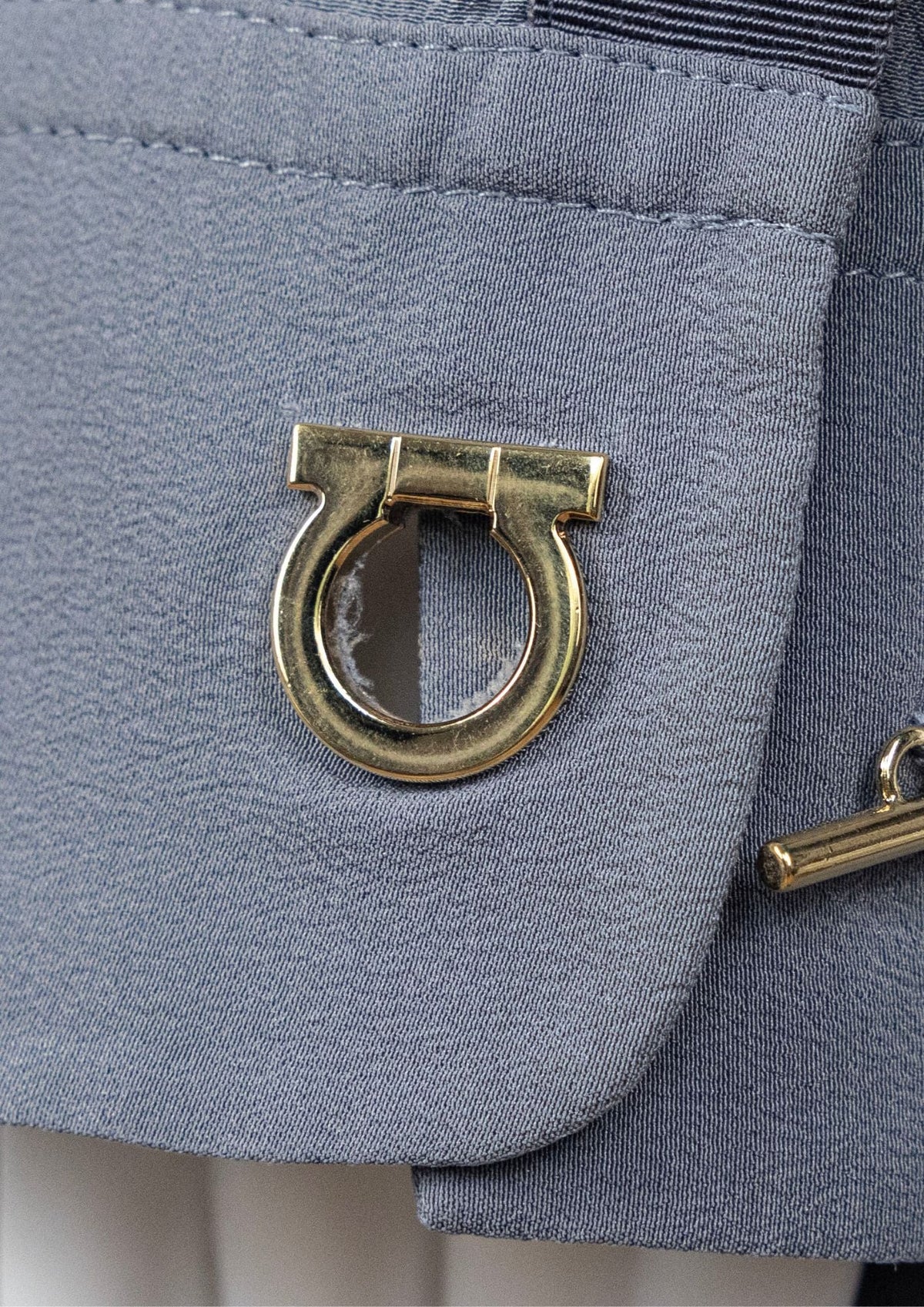 Salvatore Ferragamo Grey Top - Reloved - Timeless Styles