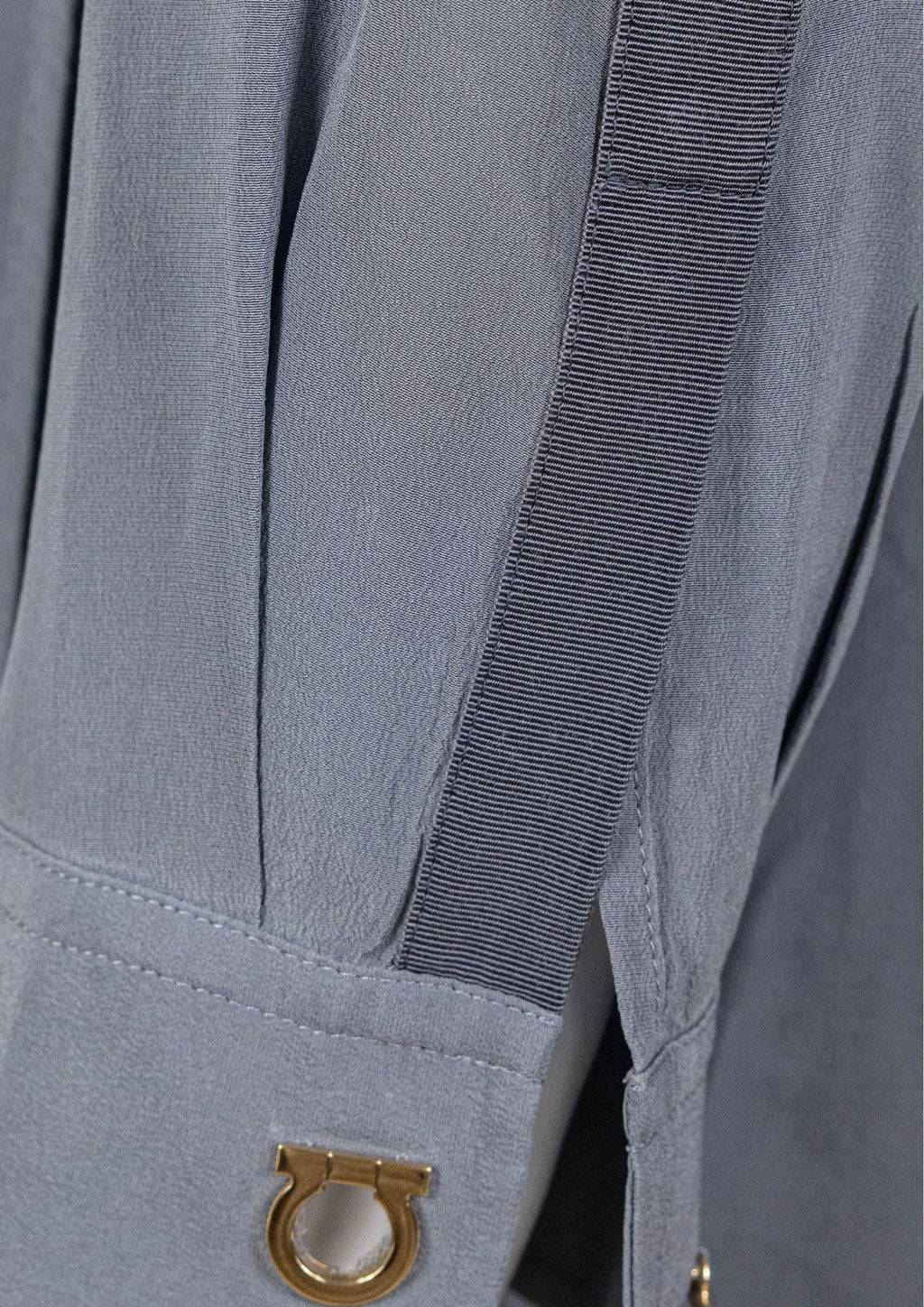 Salvatore Ferragamo Grey Top - Reloved - Timeless Styles