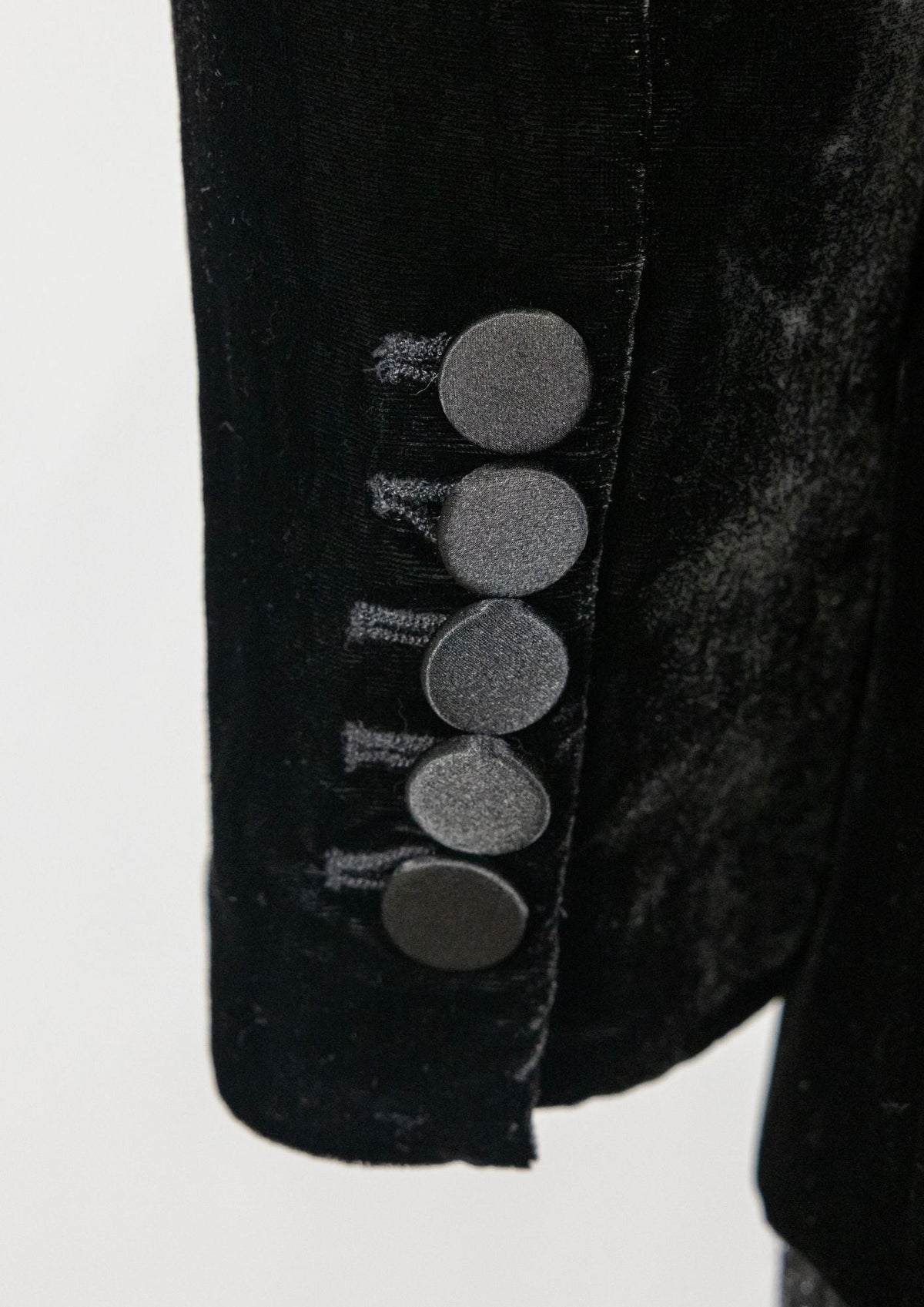 Veronica Beard Black Velvet Blazer - Reloved - Timeless Styles
