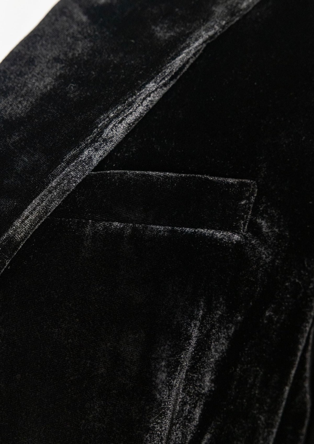 Veronica Beard Black Velvet Blazer - Reloved - Timeless Styles